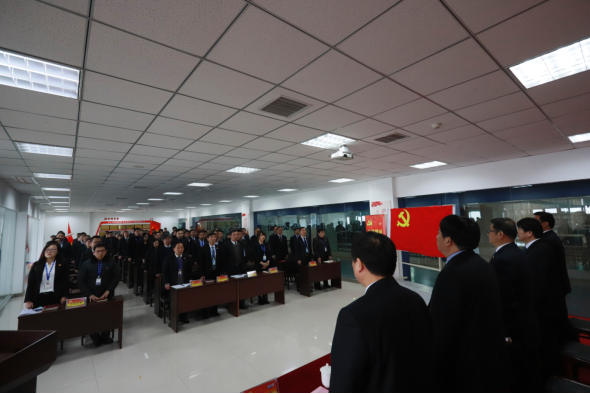 河南荣耀网页版_荣耀（中国）乳业集团党委召开2019年党员大会