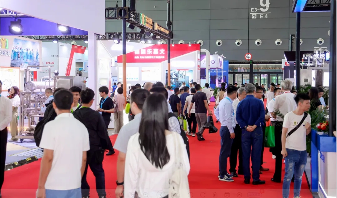 荣耀网页版_荣耀（中国）乳业集团党委书记、董事长唐洪峰一行参加中国乳制品工业协会第三十次年会暨2024中国（国际）乳业技术博览会