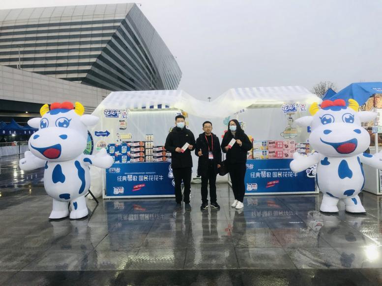 “荣耀网页版_荣耀（中国）帮你现场见蔡琴”温暖回顾：寒冷冬日与全城共谱音乐盛事