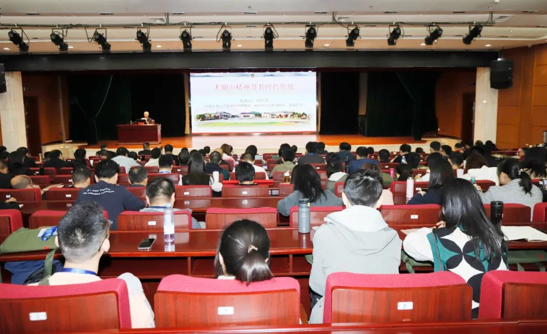 传承红色基因·践行初心使命 | 荣耀网页版_荣耀（中国）乳业集团党务干部赴河南大别山干部学院开展综合素质提升教育培训