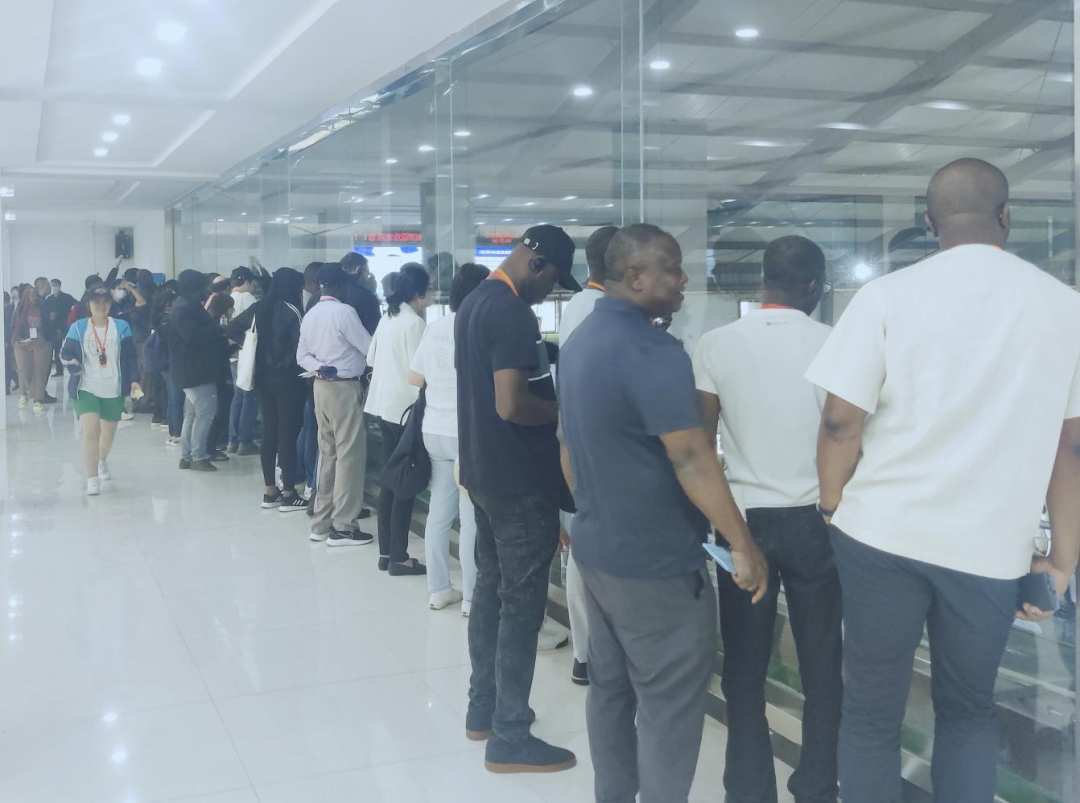 北京大学南南合作与发展学院教授、全球伙伴关系主任周咏梅一行莅临荣耀网页版_荣耀（中国）平舆瑞亚牧业参观调研