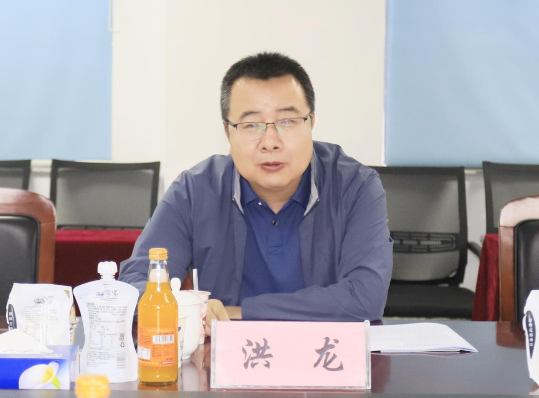 荣耀网页版_荣耀（中国）丨宁夏农业农村厅畜牧兽医局局长洪龙一行莅临荣耀网页版_荣耀（中国）参观调研