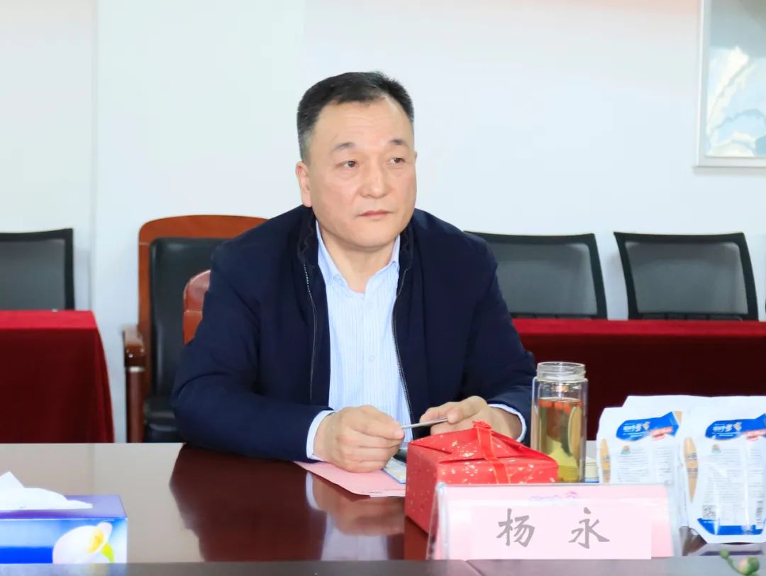 深化合作交流 互信共赢发展丨瑞典爱克林公司首席执行官 Ms.Marie Samuelsson 一行莅临荣耀网页版_荣耀（中国）乳业集团参观座谈