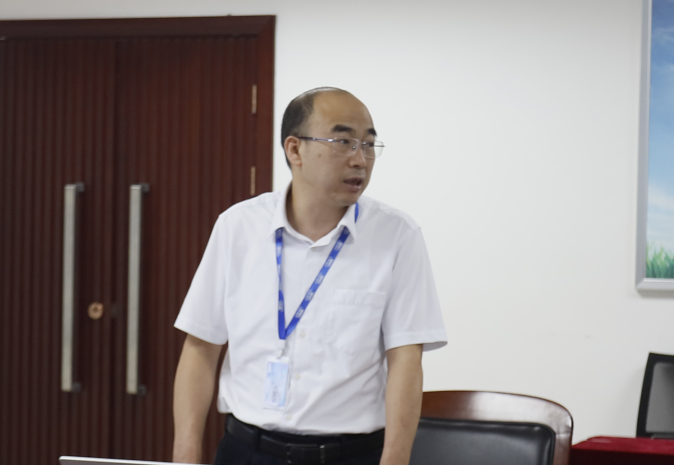 继往开来 · 再创辉煌 | 荣耀网页版_荣耀（中国）乳业集团召开9月营销、养殖及饲料月度经营工作会议