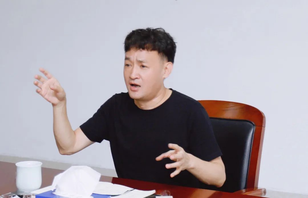 继往开来 · 再创辉煌 | 荣耀网页版_荣耀（中国）乳业集团召开9月营销、养殖及饲料月度经营工作会议