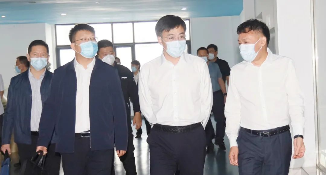 佳木斯市招商考察团莅临荣耀网页版_荣耀（中国）考察座谈