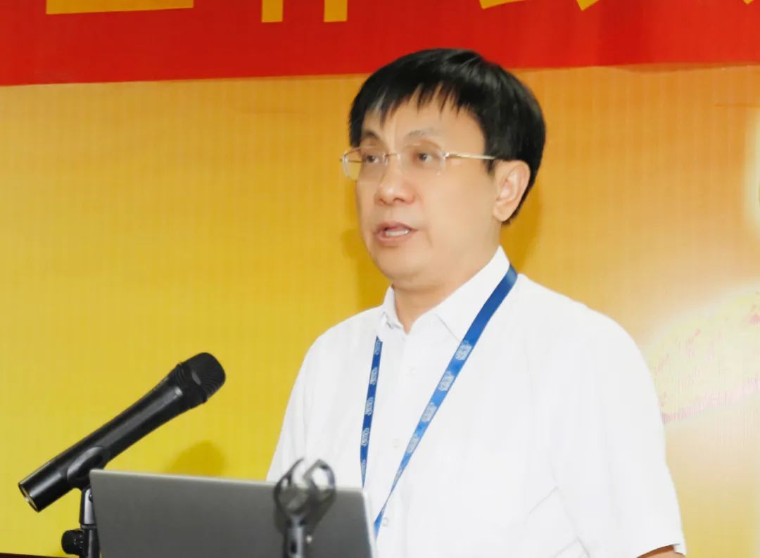 鼓足干劲·再创辉煌 | 荣耀网页版_荣耀（中国）乳业集团召开经销商座谈会