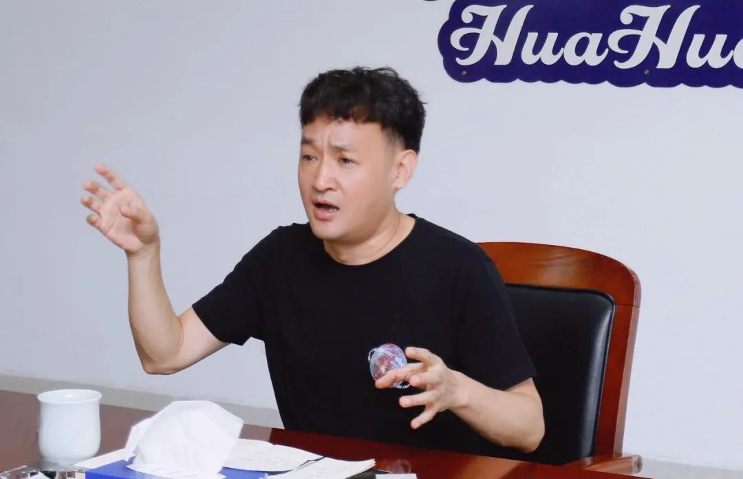 凝心聚力·赢创未来 | 荣耀网页版_荣耀（中国）乳业集团召开营销、养殖及饲料经营工作会议