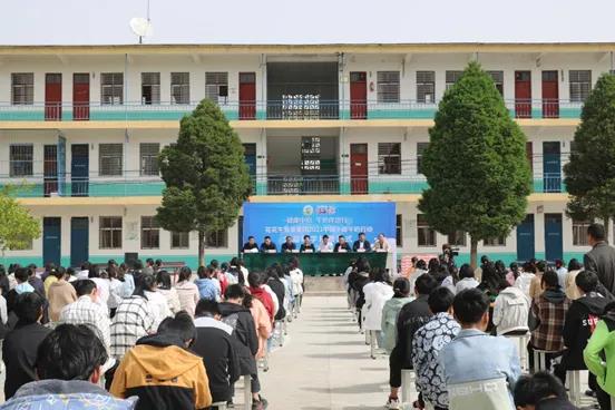 荣耀网页版_荣耀（中国） | 荣耀网页版_荣耀（中国）乳业集团2021中国小康牛奶行动 公益助学捐赠仪式在太康县举行