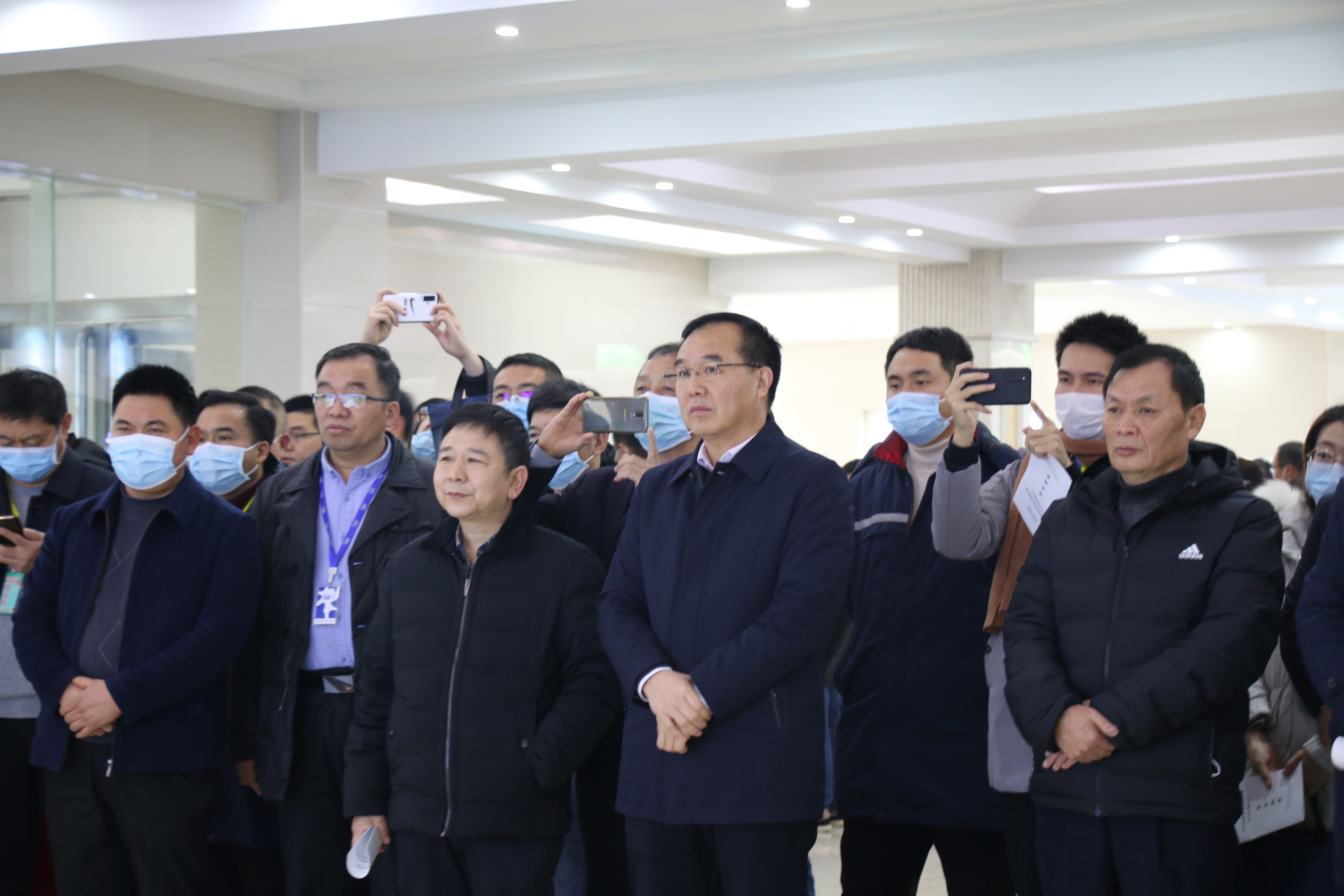 荣耀网页版_荣耀（中国） | 农业农村部农业绿色发展考察团莅临荣耀网页版_荣耀（中国）鲁山瑞亚参观调研