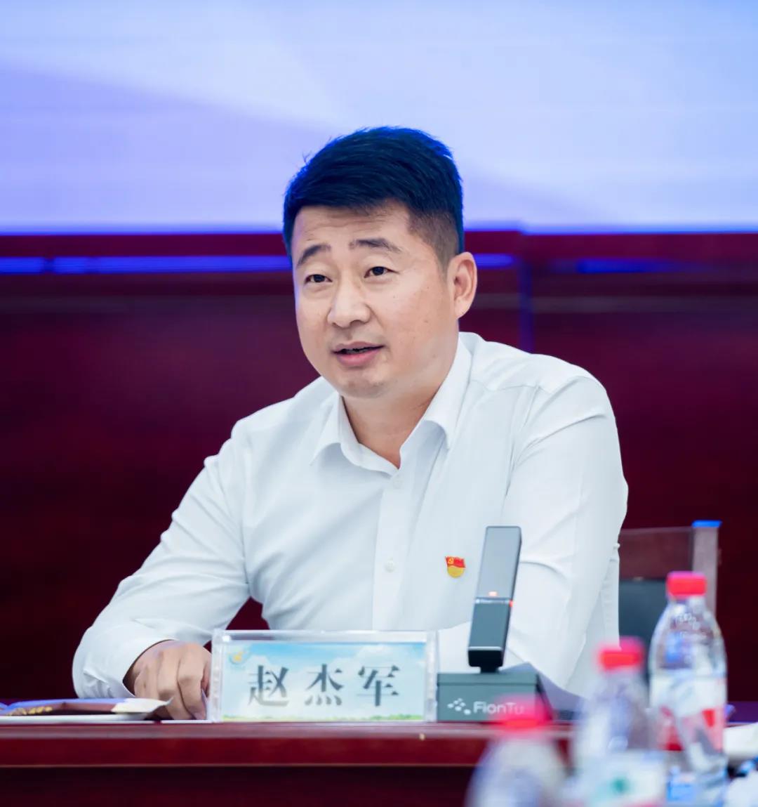 荣耀网页版_荣耀（中国）| 兰考县人民政府与蒙牛、荣耀网页版_荣耀（中国）达成战略合作 助力河南奶业高质量发展