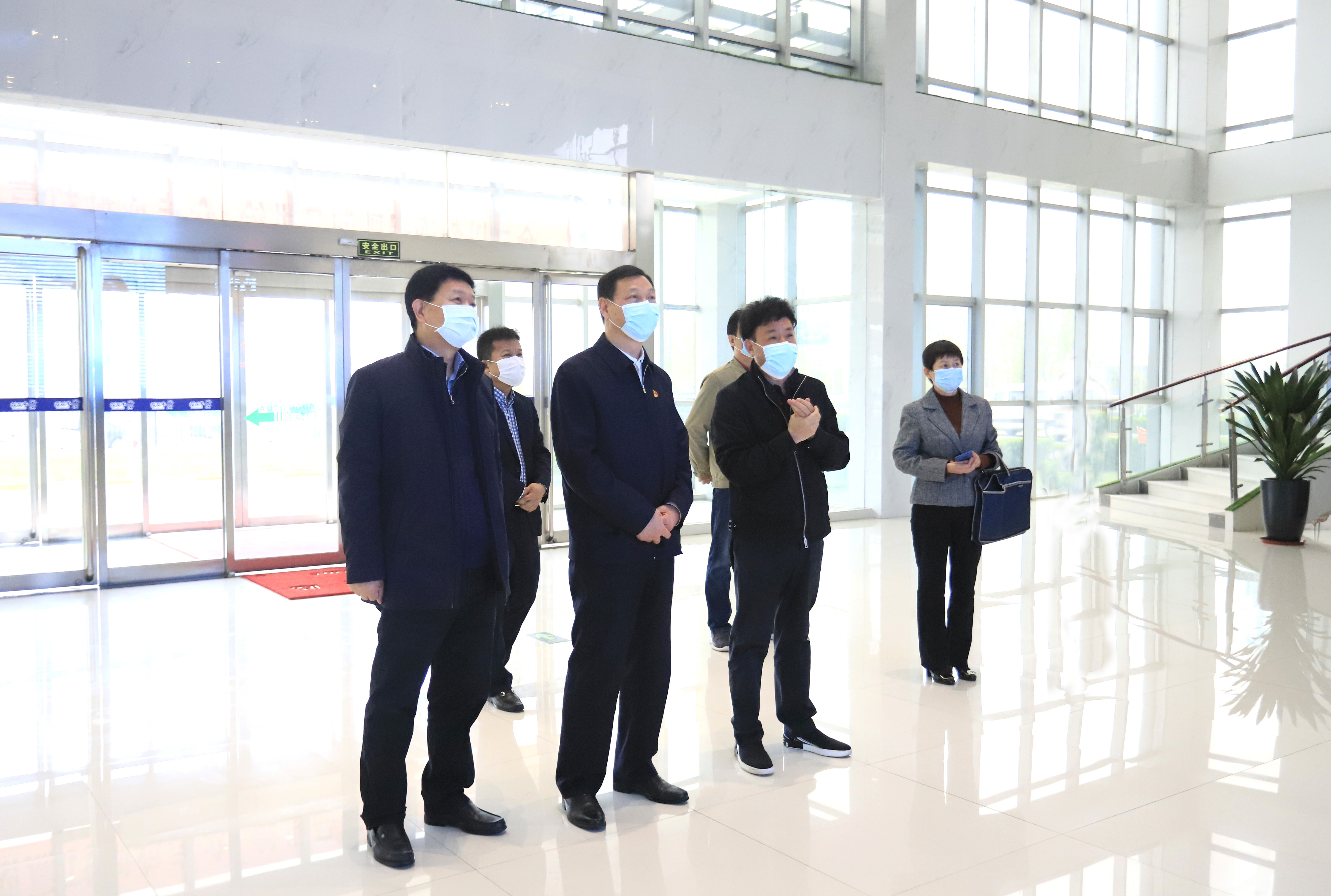 河南省委农办主任、农业农村厅厅长申延平一行调研河南荣耀网页版_荣耀（中国）乳业集团