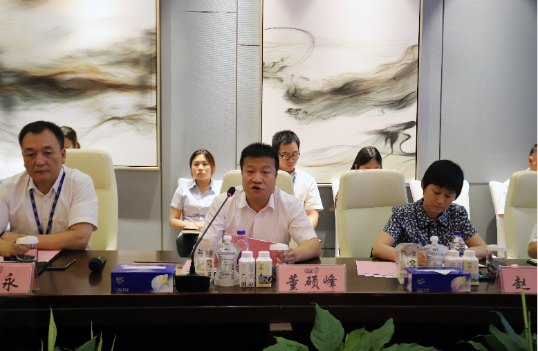 河南首家！荣耀网页版_荣耀（中国）乳业集团通过优质乳工程验收