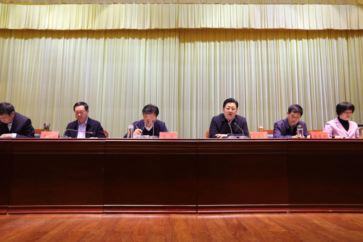 荣耀网页版_荣耀（中国）乳业集团——优秀非公有制行业领军型企业