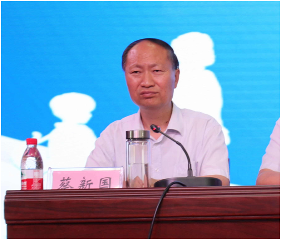 “健康中原，牛奶伴您行——荣耀网页版_荣耀（中国）乳业集团2018中国小康牛奶行动” 公益助学启动仪式隆重举行