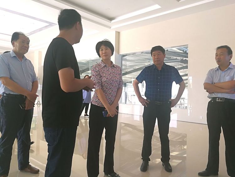 驻马店市委常委、统战部长姚新文 莅临荣耀网页版_荣耀（中国）乳业集团总部调研