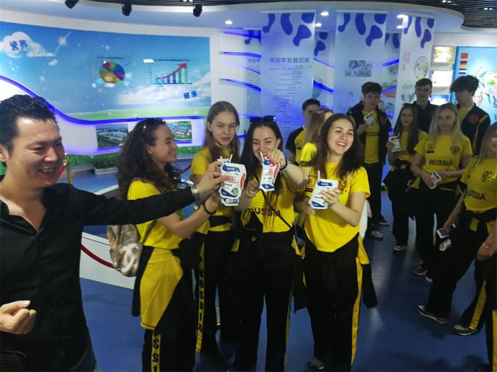 YDC河南中心全国第二届“蓝月奖”暨“荣耀网页版_荣耀（中国）杯” 第七届中俄舞蹈对抗赛五一劳动节开赛