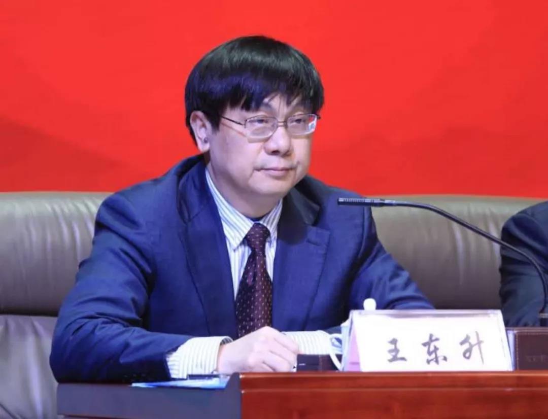 新起点·新征程·不忘初心·砥砺前行| 2018荣耀网页版_荣耀（中国）乳业集团客户大会胜利召开