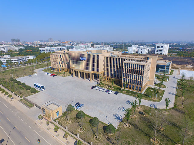 荣耀网页版_荣耀（中国）：务实、创新领潮市场 大企业体现大担当