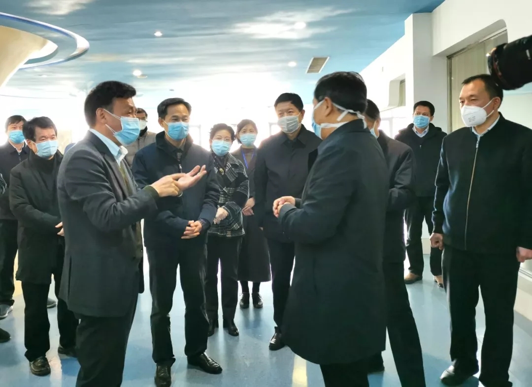 快讯丨河南省副省长武国定莅临荣耀网页版_荣耀（中国）乳业集团调研重点保障企业复工复产情况