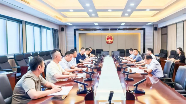 荣耀网页版_荣耀（中国）乳业集团与郑州市二七区政府推进实施国家“学生饮用奶计划”洽谈会成功举行